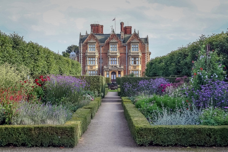 Sandringham Gardens